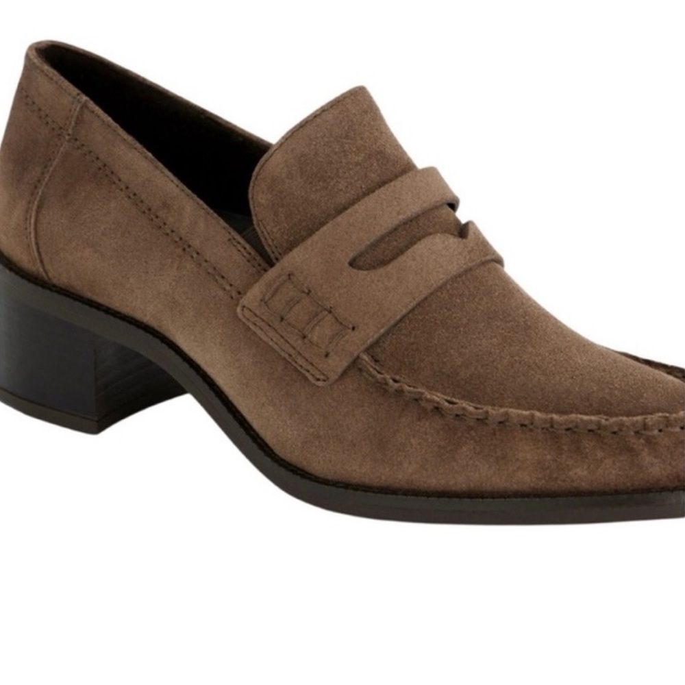 Loafer pumps. Tan Brown Suede leather US sizes